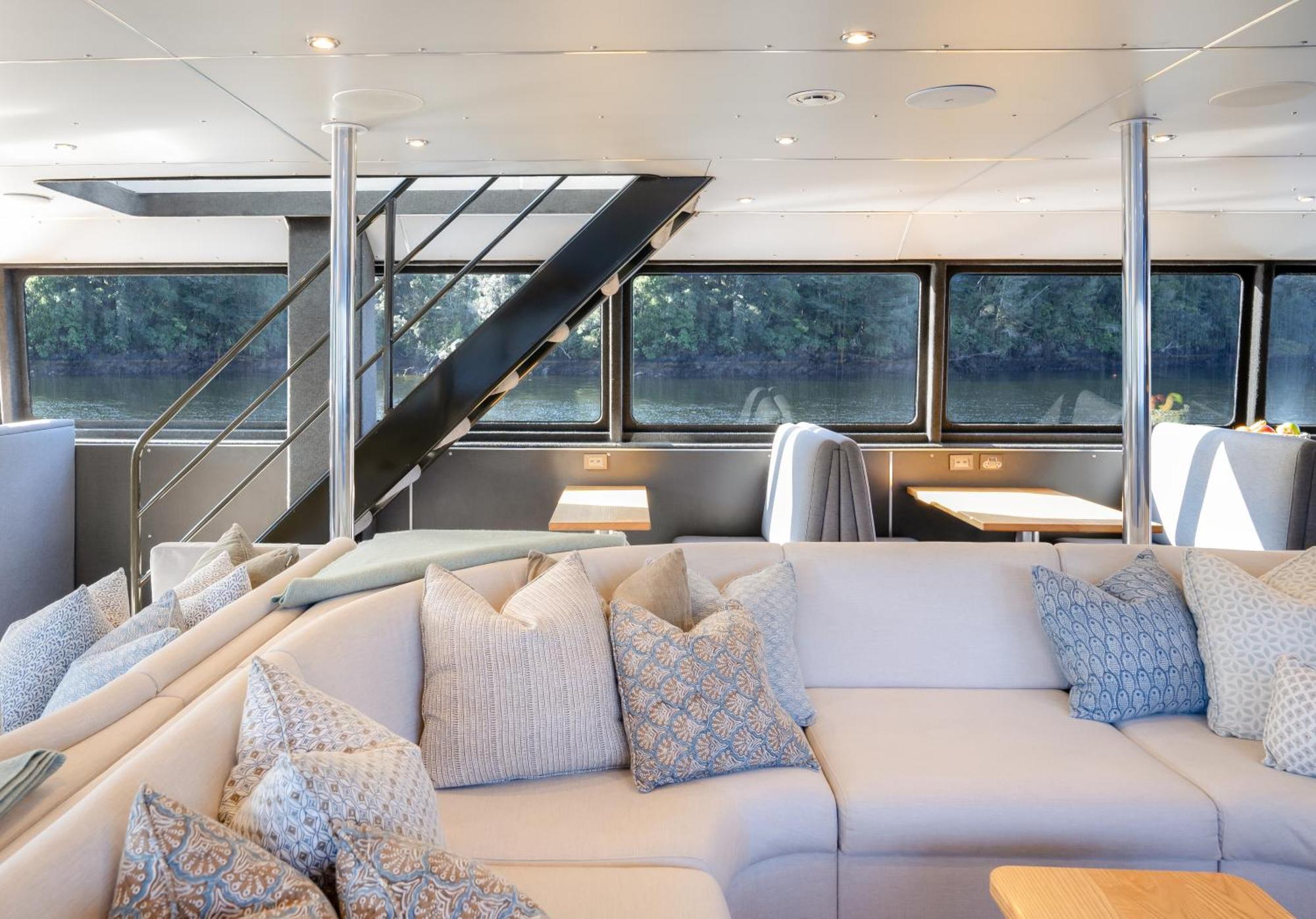 Milford Sound Overnight Cruise - Fiordland Discovery מראה חיצוני תמונה